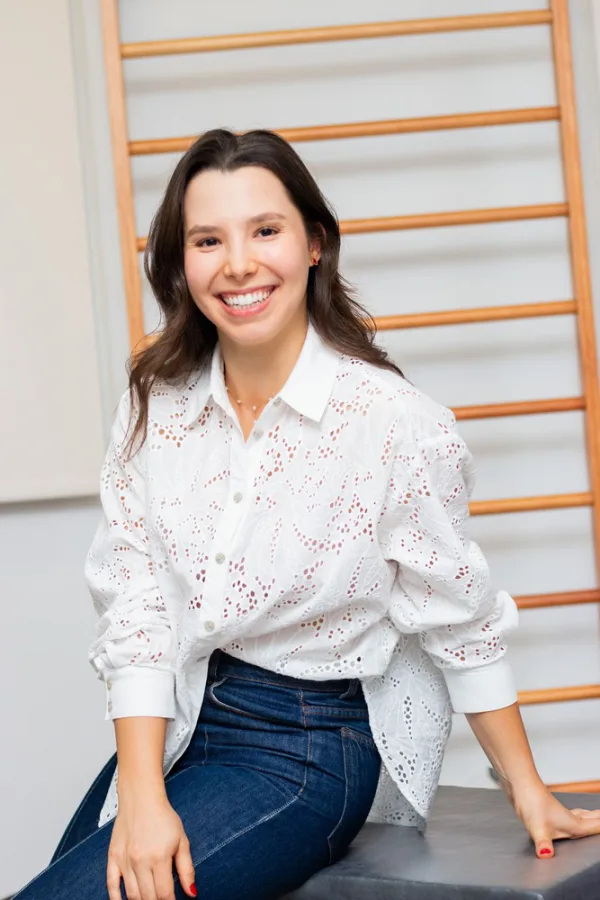 Ana Luiza de Giacometti, Fisioterapeuta Dermatofuncional