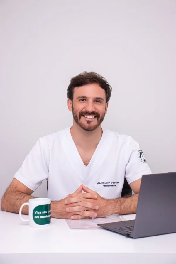 João Marcos Fachinelli Dall'Onder, Fisioterapeuta